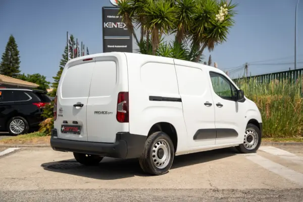 Toyota Proace 1.5D L2 Comfort 7