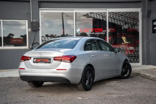 Mercedes-Benz A 180 Limousine d Style Aut. 7