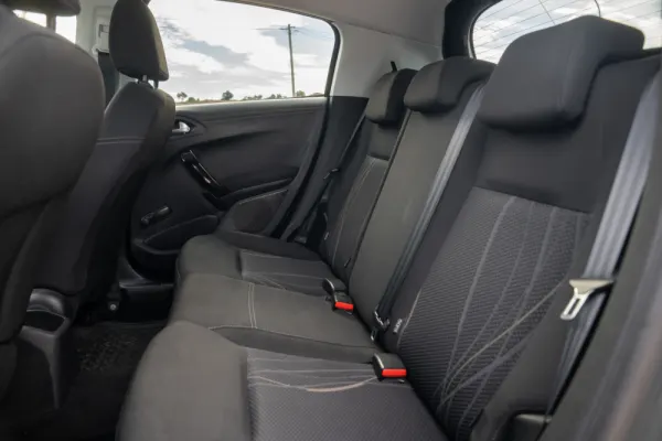 Peugeot 208 1.2 PureTech Active 13