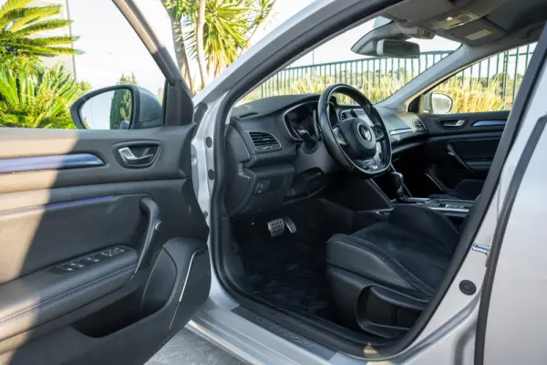 Renault Mégane Sport Tourer 1.6 dCi GT EDC 18