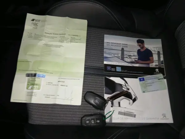 Peugeot 5008 1.5 BlueHDi Allure EAT8 16