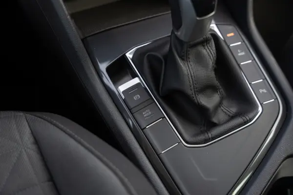 Volkswagen Tiguan 1.4 TSI eHybrid Conceptline DSG 17