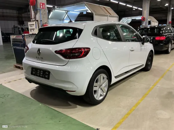 Renault Clio 1.0 TCe Intens 3
