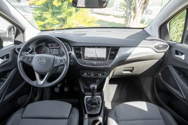 Opel Crossland 1.2 T Elegance 8