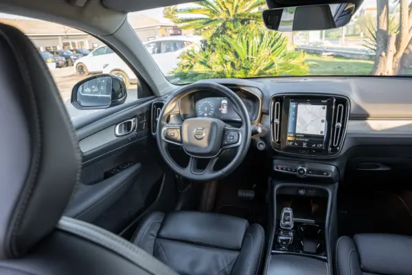 Volvo XC 40 1.5 T5 PHEV R-Design 7