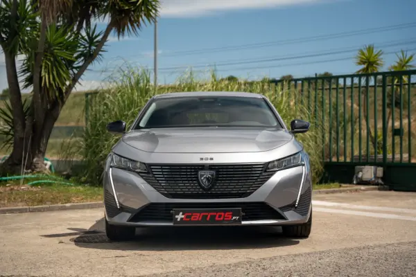 Peugeot 308 SW 1.6 Hybrid Allure e-EAT8 6
