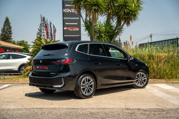 BMW 225xe Active Tourer e xDrive Pack Desportivo M 8