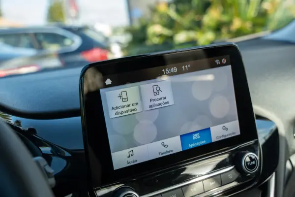 Ford Fiesta 1.1 Ti-VCT Connected 10