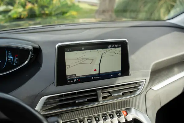 Peugeot 3008 1.2 PureTech Style 10