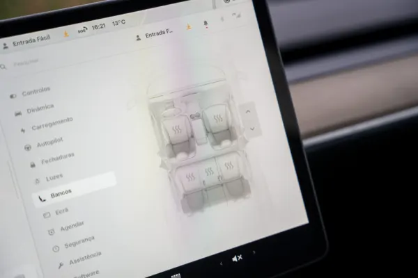 Tesla Model Y Tração Traseira 16