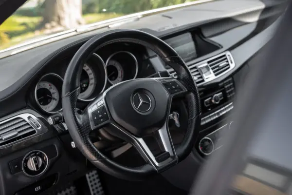 Mercedes-Benz CLS 350 CDi BlueEfficiency Shooting Brake 11