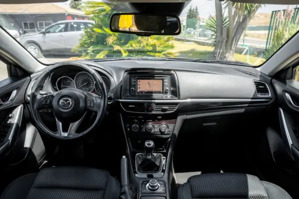 Mazda 6 2.2 SKY-D Excellence Navi 10