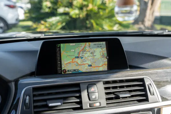 BMW 320 d Line Luxury Auto 10