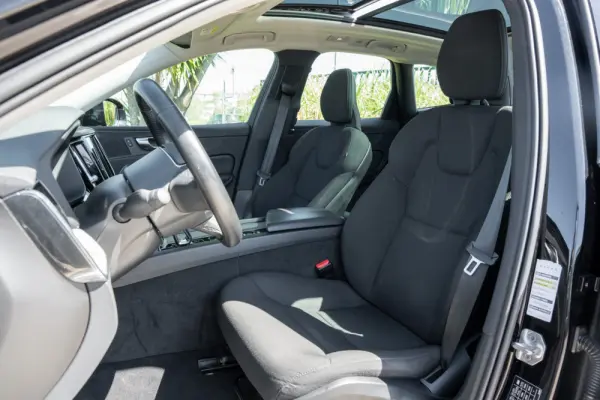 Volvo XC 60 T6 AWD Recharge Geartronic Inscription Expression 18