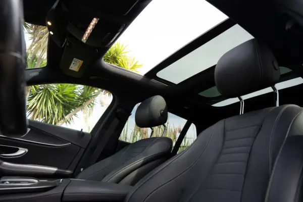 Mercedes-Benz E 300 de Exclusive Line 21