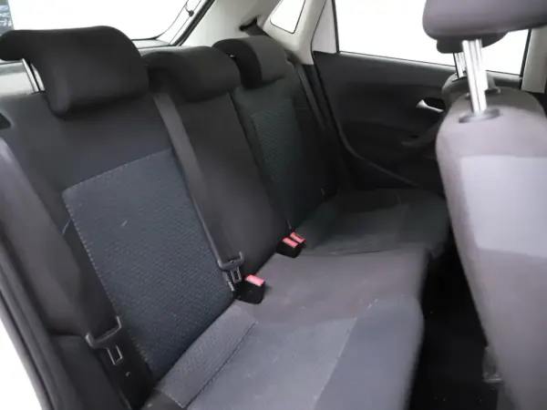 Volkswagen Polo 1.4 TDi BlueMotion 17