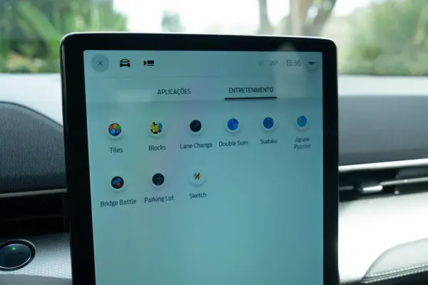 Ford Mustang Mach-E Standard 16