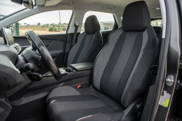 Peugeot 3008 1.2 PureTech Style 14