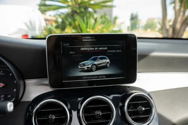 Mercedes-Benz GLC 220 d 4Matic Edition 13