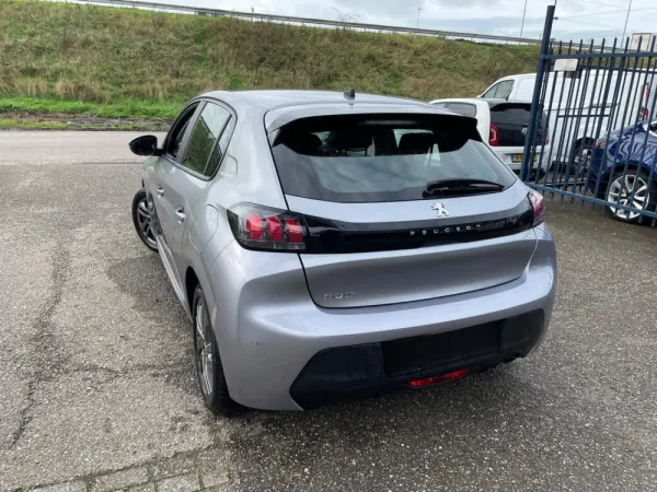 Peugeot 208 1.2 PureTech Active 4