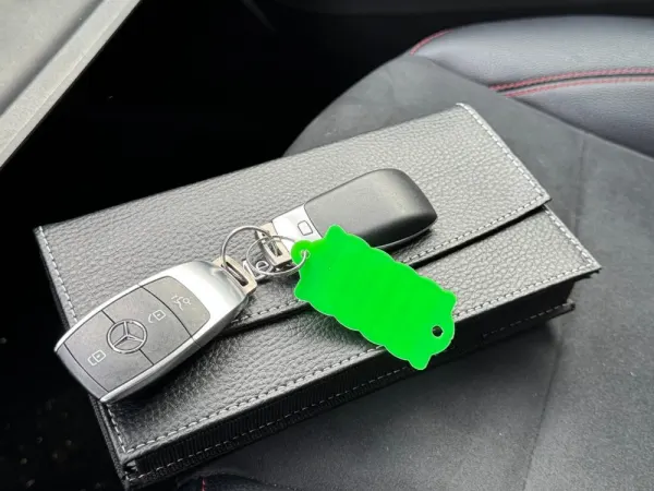 Mercedes-Benz A 250 Limousine e AMG Line 21