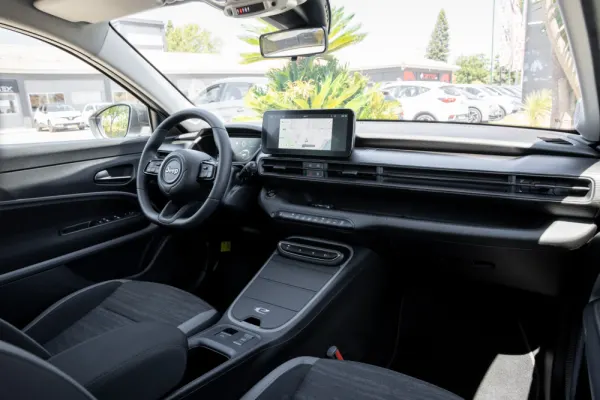 Jeep Avenger 54 kWh Longitude 23