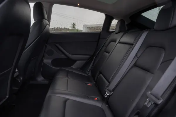 Tesla Model Y Tração Traseira 24