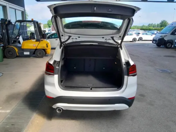BMW X1 25 e xDrive 6