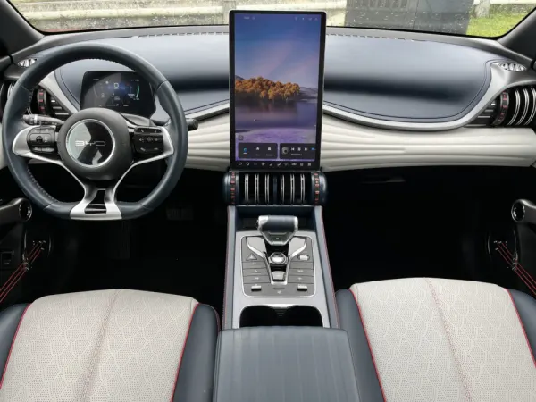 BYD Atto 3 60.48 kWh Design 5