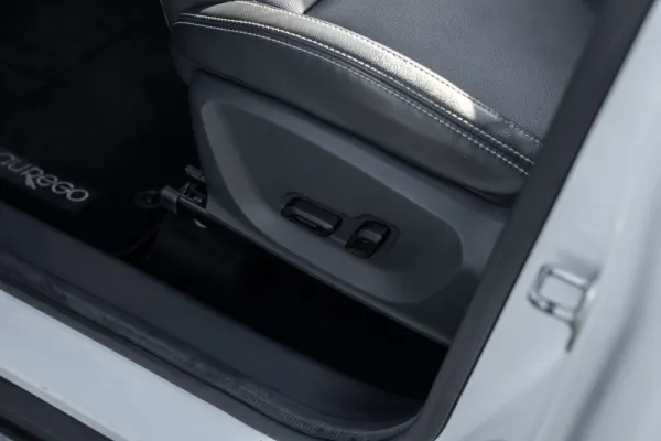 MG ZS EV 44.5 kWh Luxury 15