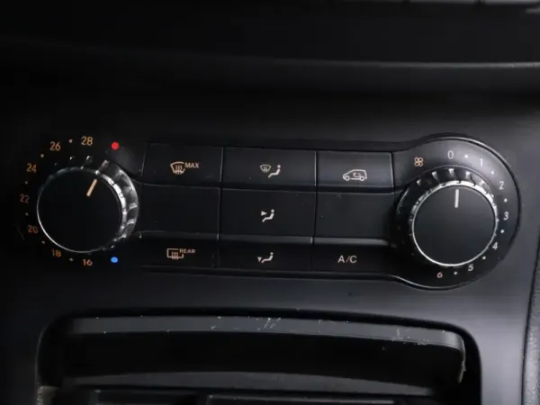 Mercedes-Benz B 180 CDI BlueEFFICIENCY Aut. 17