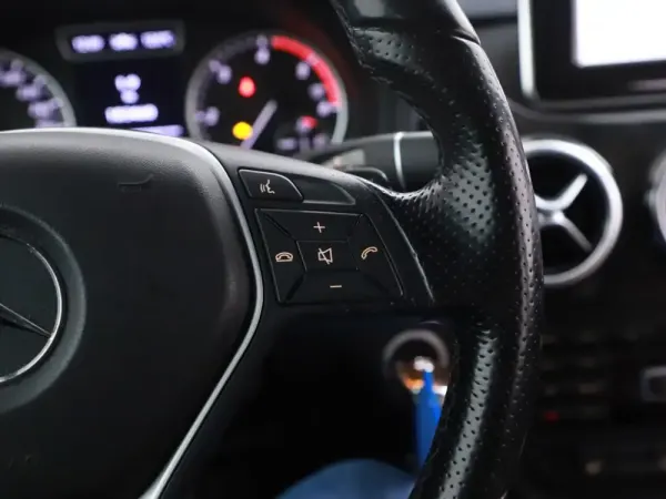 Mercedes-Benz B 180 CDI BlueEFFICIENCY Aut. 10