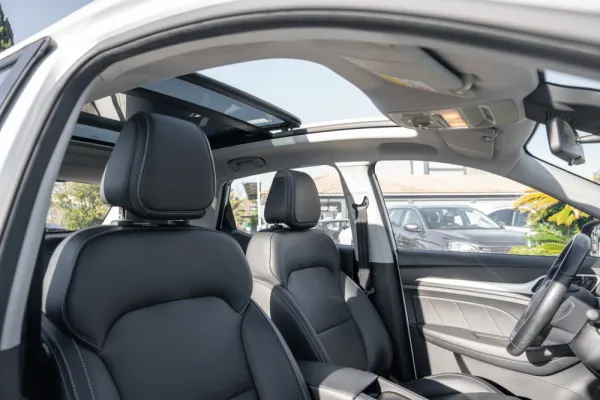 MG ZS EV 44.5 kWh Luxury 18