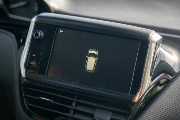 Peugeot 208 1.2 PureTech Allure 14