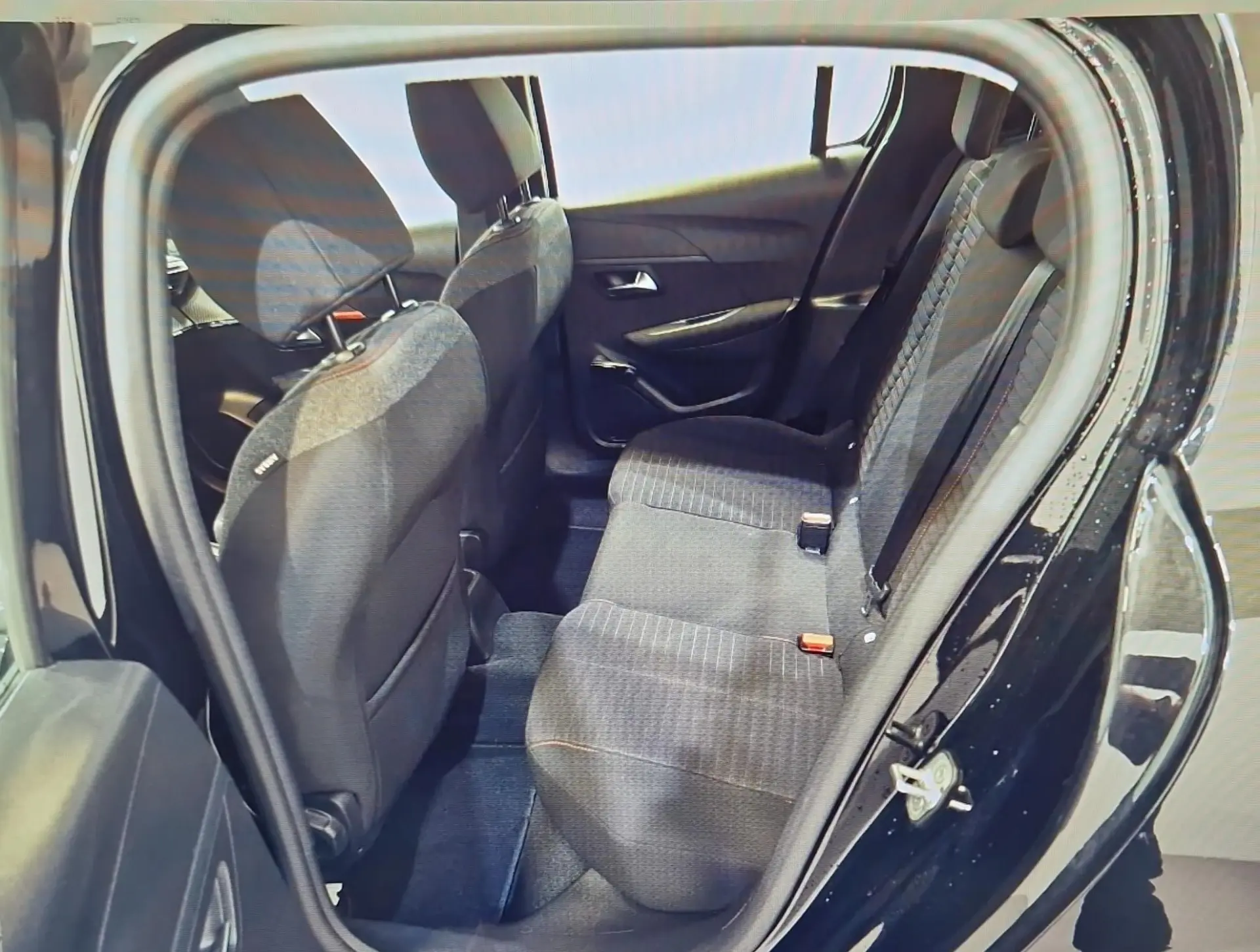 Peugeot 208 1.2 PureTech Active 11