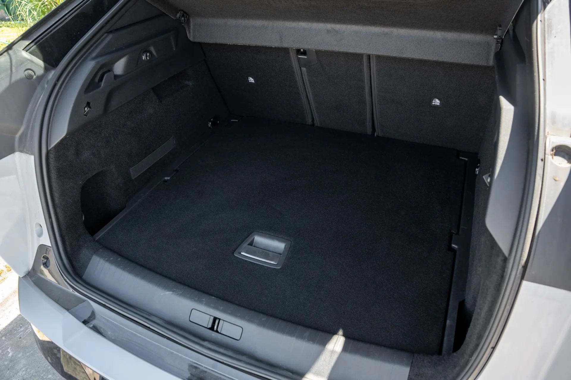 Peugeot E-3008 73 kWh GT 31