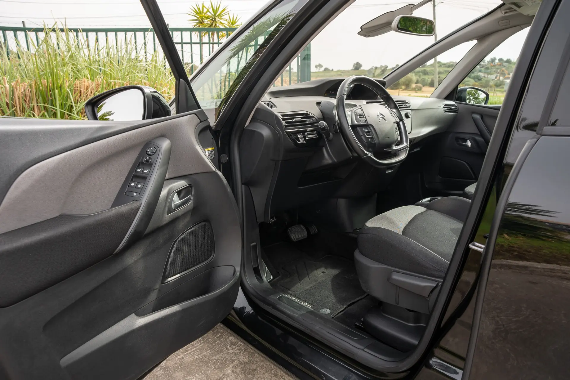 Citroën Grand C4 Spacetourer 1.5 BlueHDi Shine EAT8 13