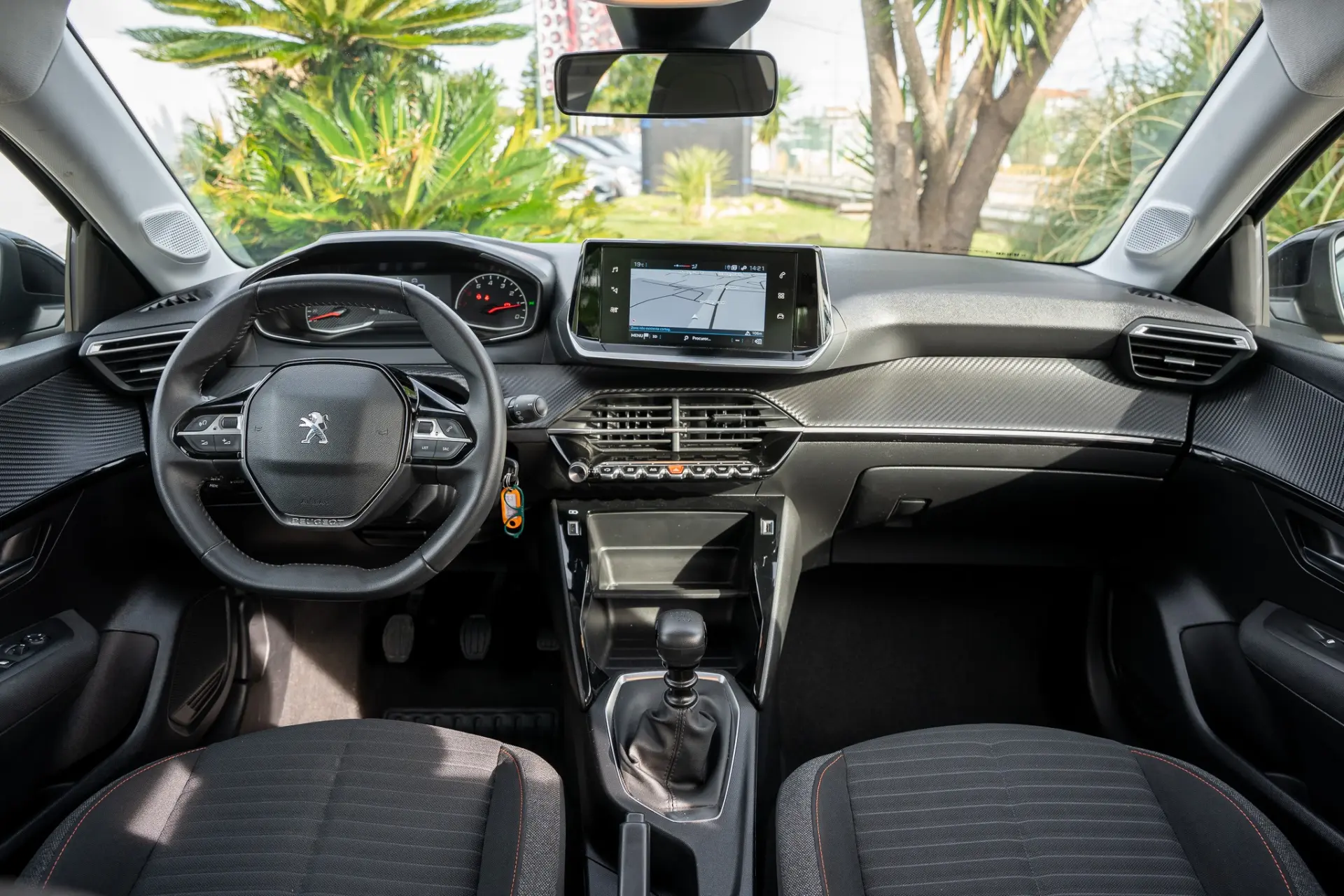 Peugeot 208 1.2 PureTech Active 6