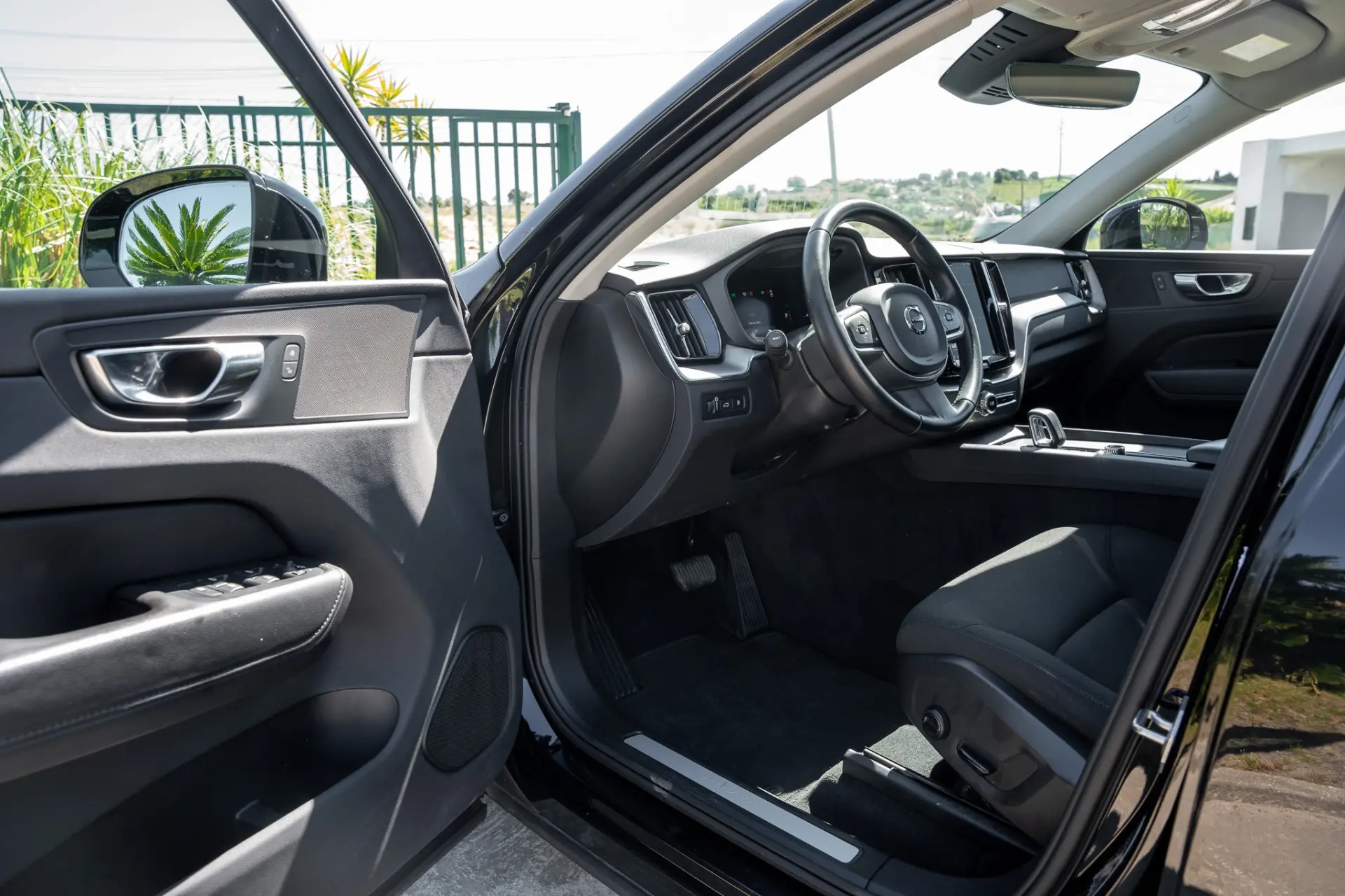 Volvo XC 60 T6 AWD Recharge Geartronic Inscription Expression 17