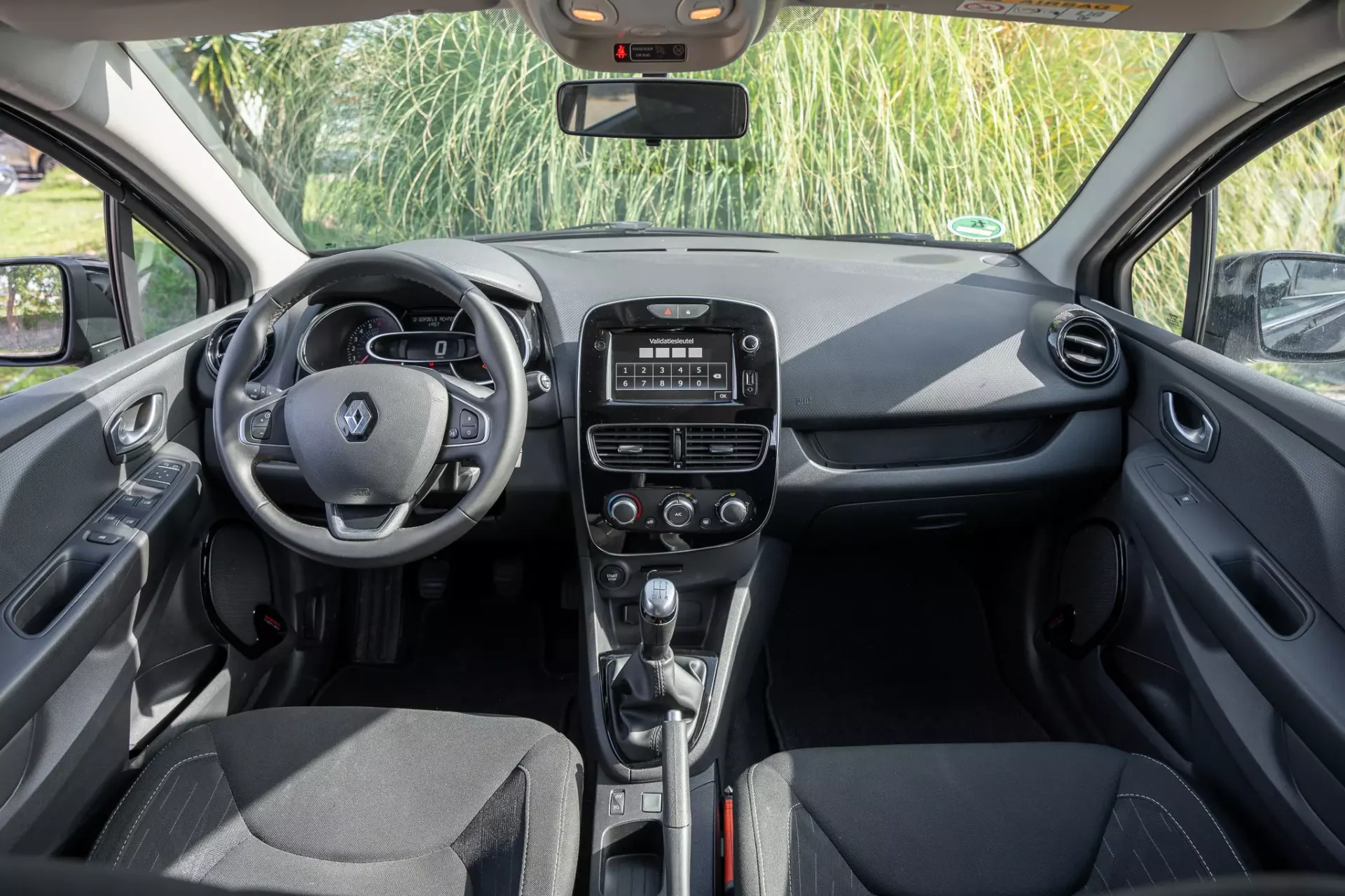 Renault Clio Sport Tourer 0.9 TCe Limited Edition 13