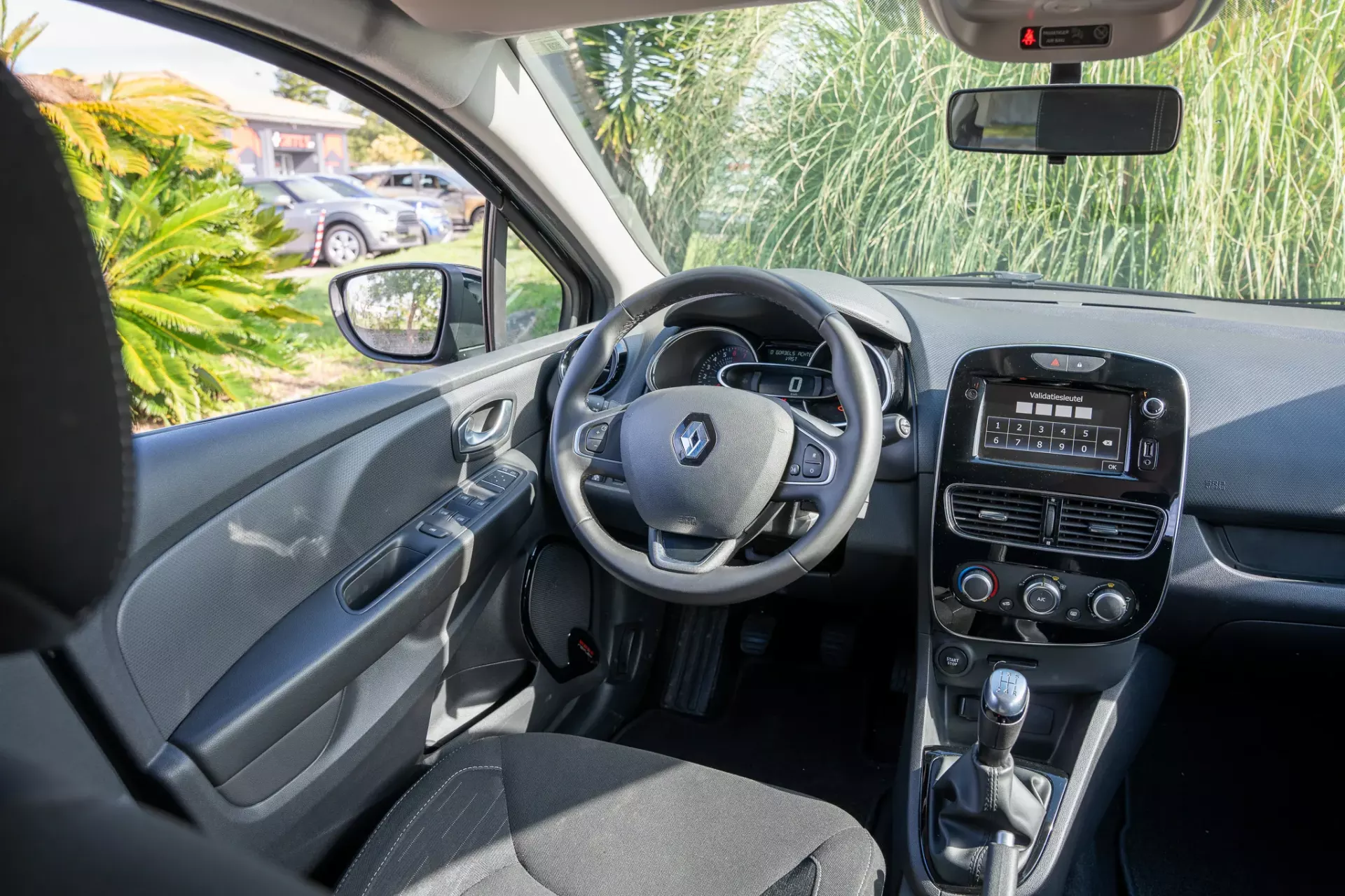 Renault Clio Sport Tourer 0.9 TCe Limited Edition 15