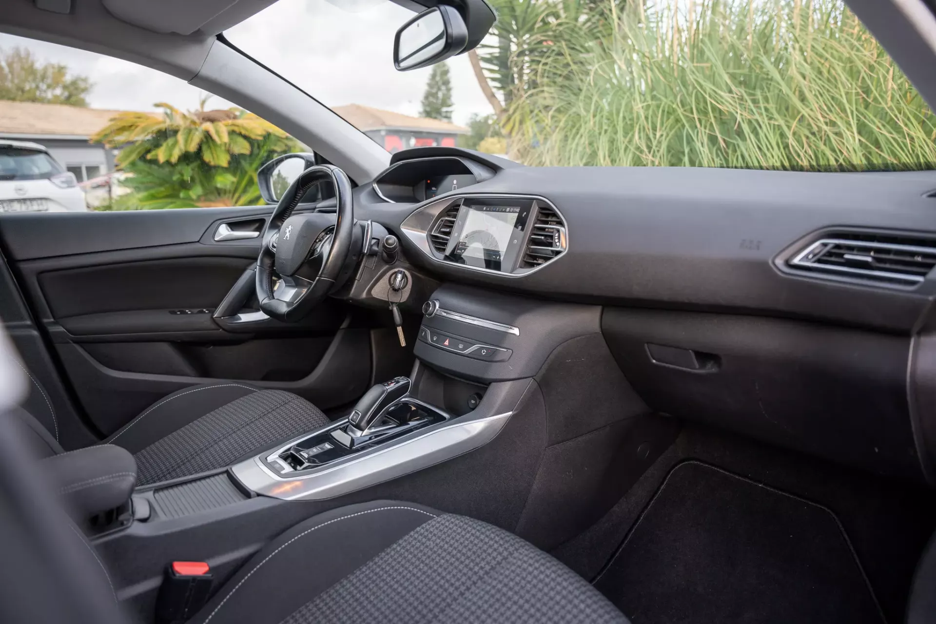 Peugeot 308 SW 1.5 BlueHDi Active EAT8 18