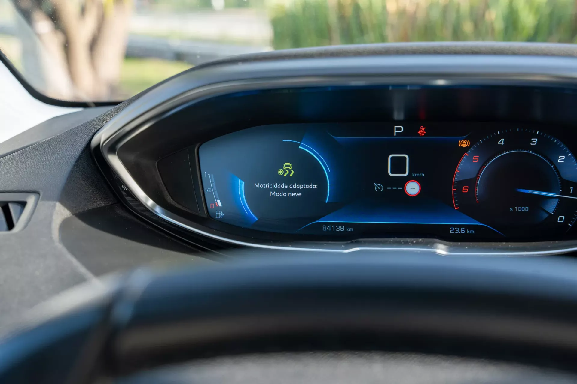 Peugeot 3008 1.5 BlueHDi Allure Pack EAT8 12