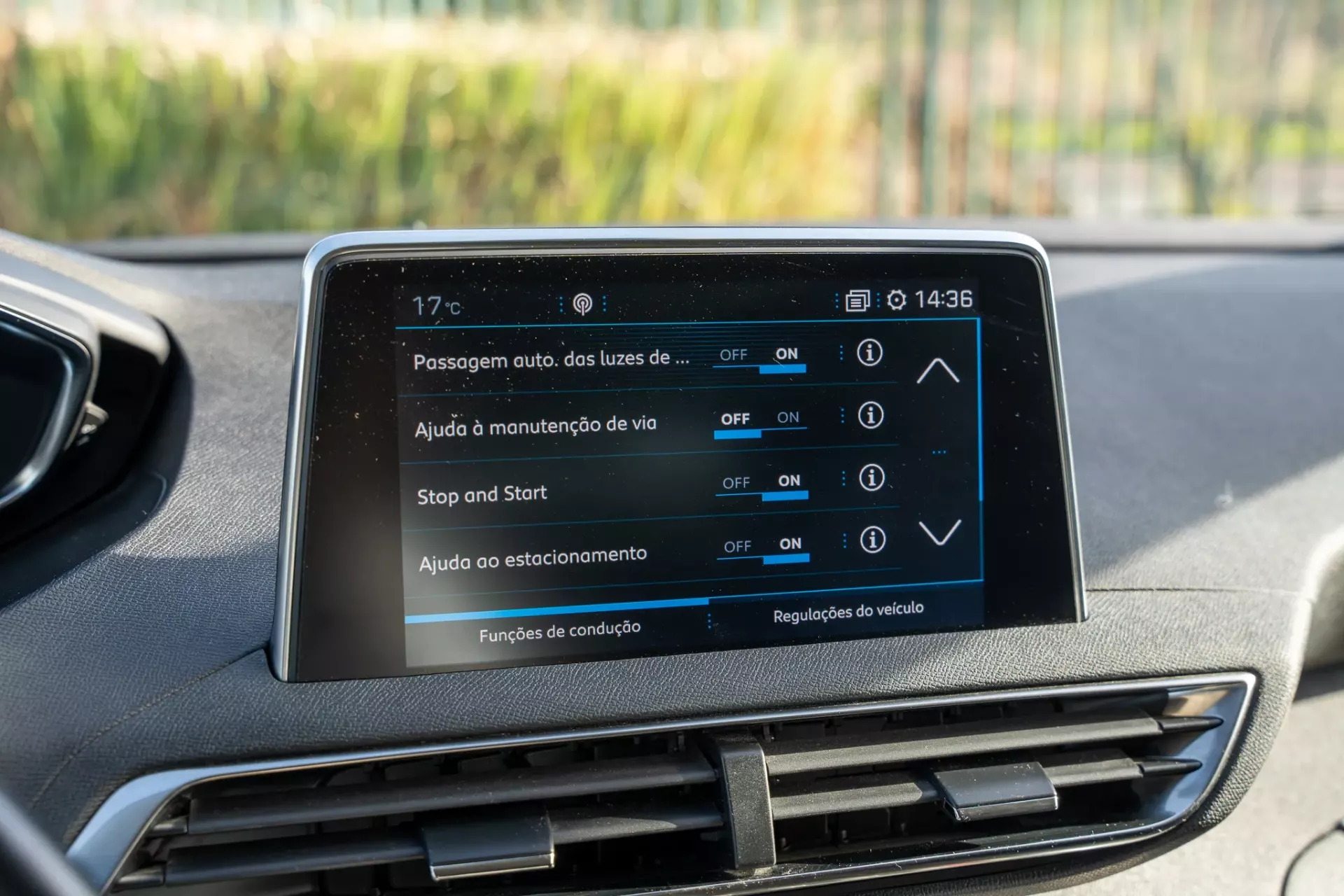 Peugeot 3008 1.5 BlueHDi Allure Pack EAT8 16