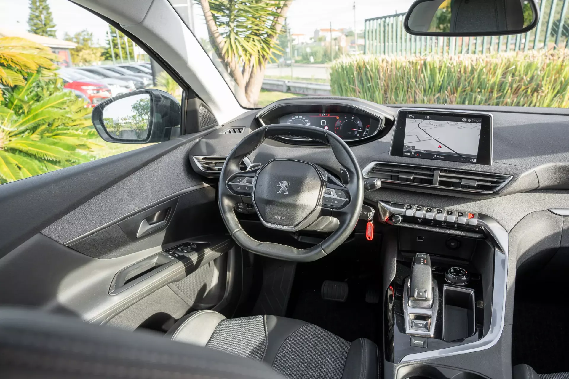 Peugeot 3008 1.5 BlueHDi Allure Pack EAT8 21