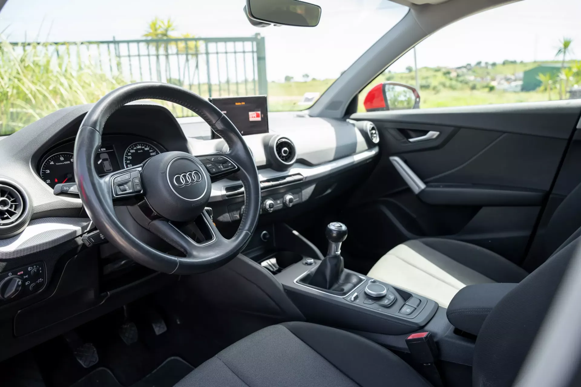 Audi Q2 30 TFSI Advanced 12