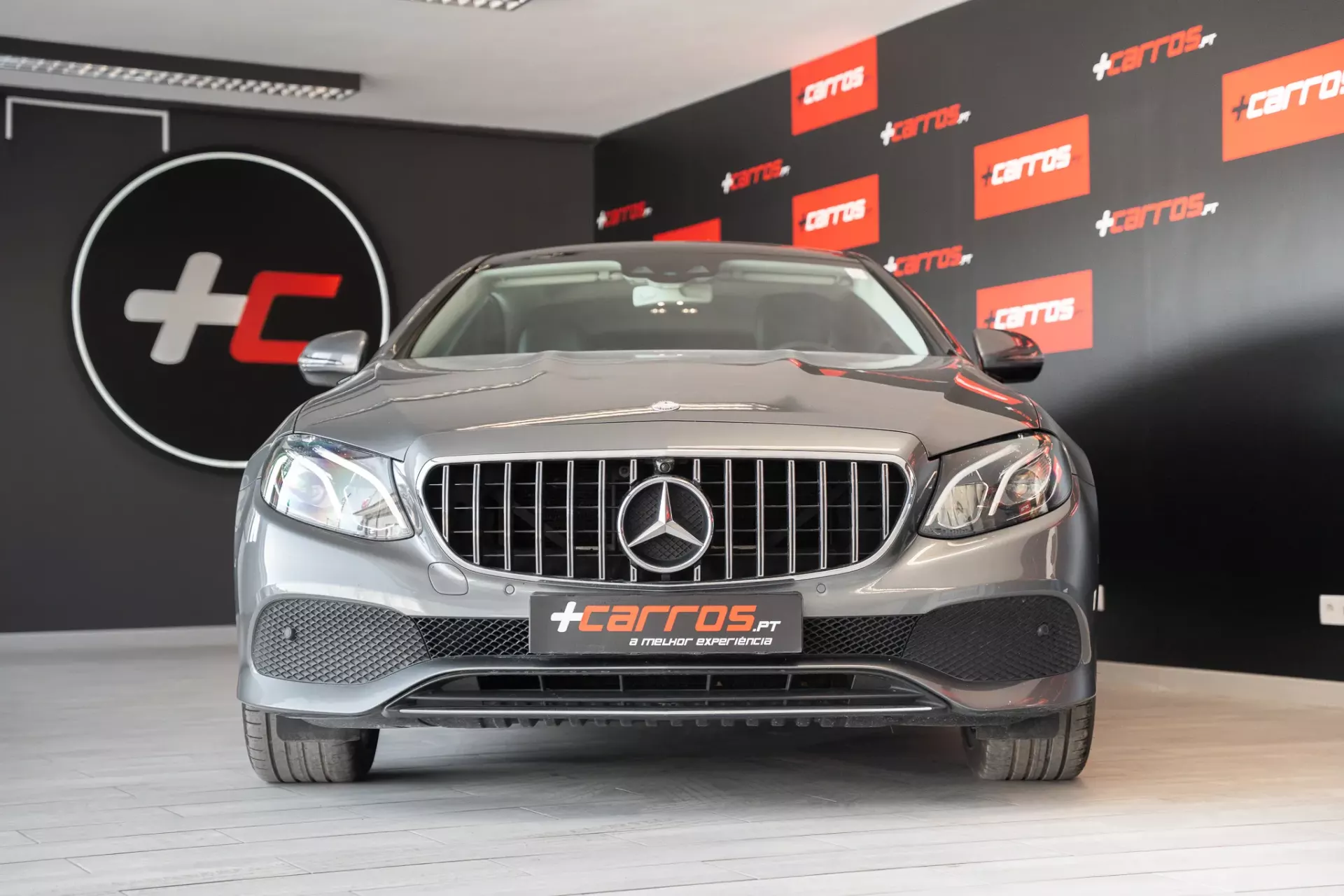 Mercedes-Benz E 220 d AMG Line Aut. 2
