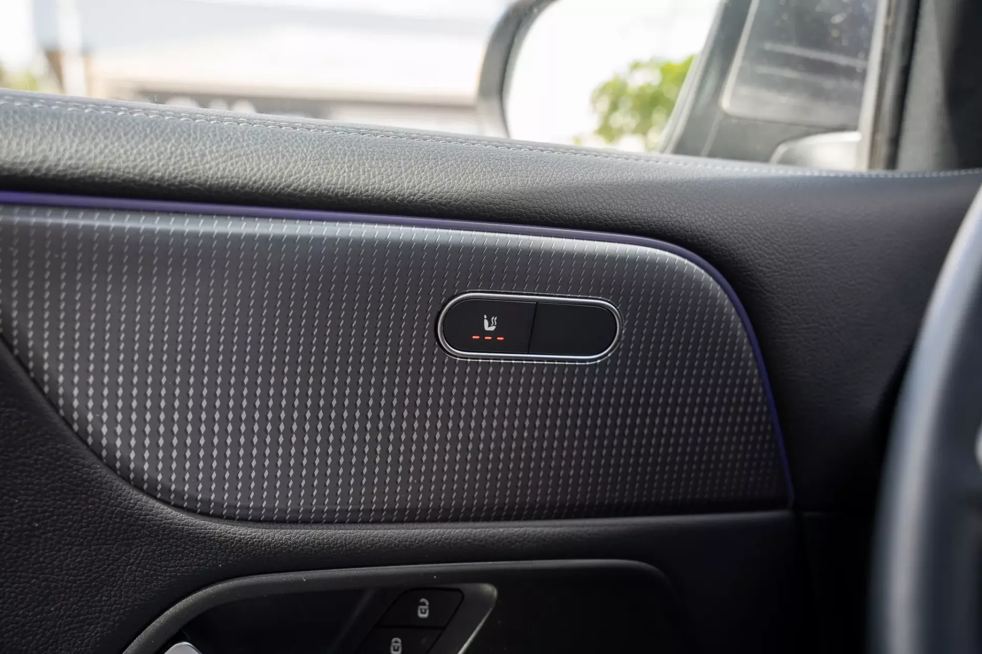 Mercedes-Benz EQB 250 Electric Art 18