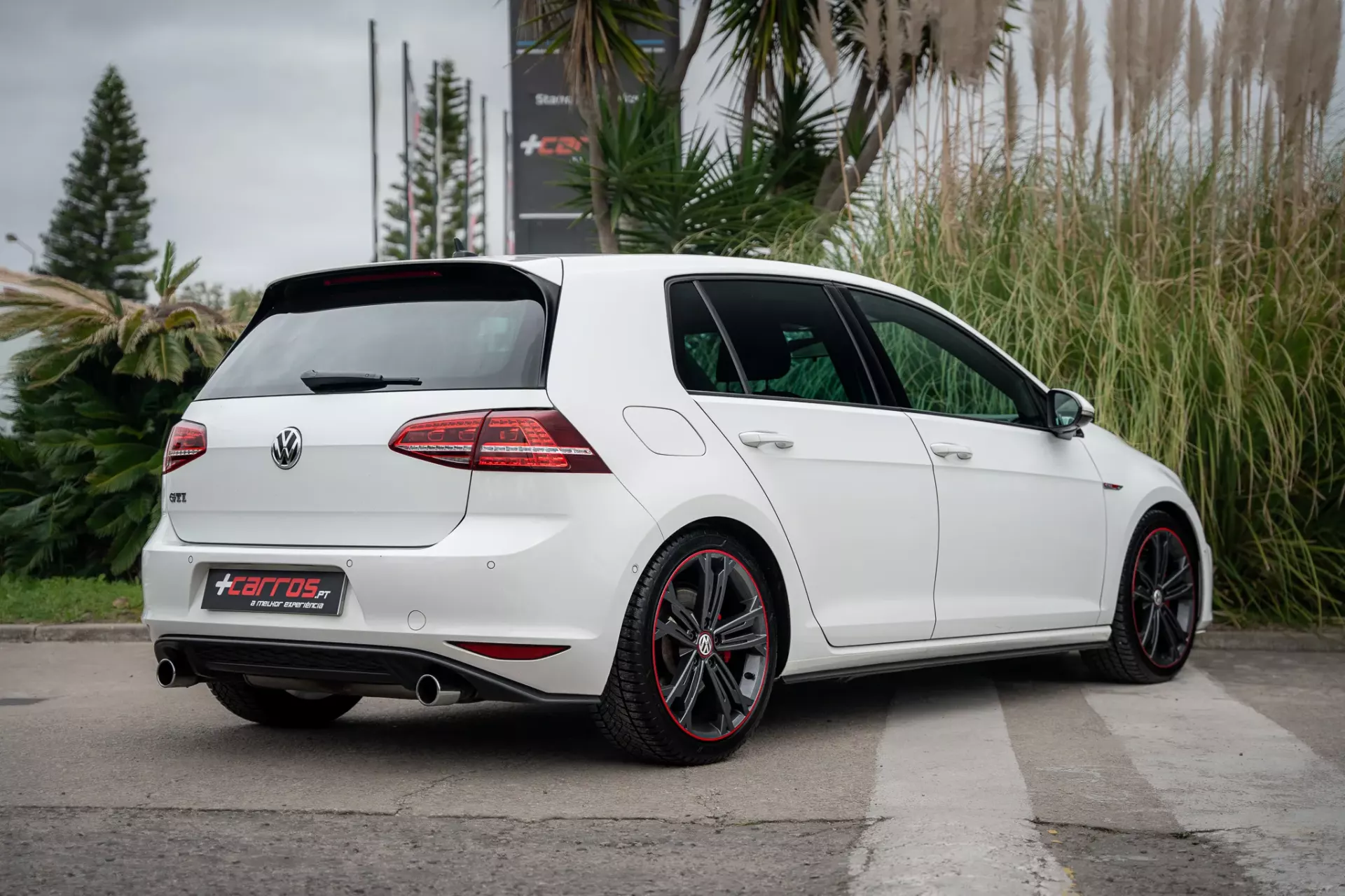 Volkswagen Golf 2.0 TSi GTI EDITION 35 DSG 5