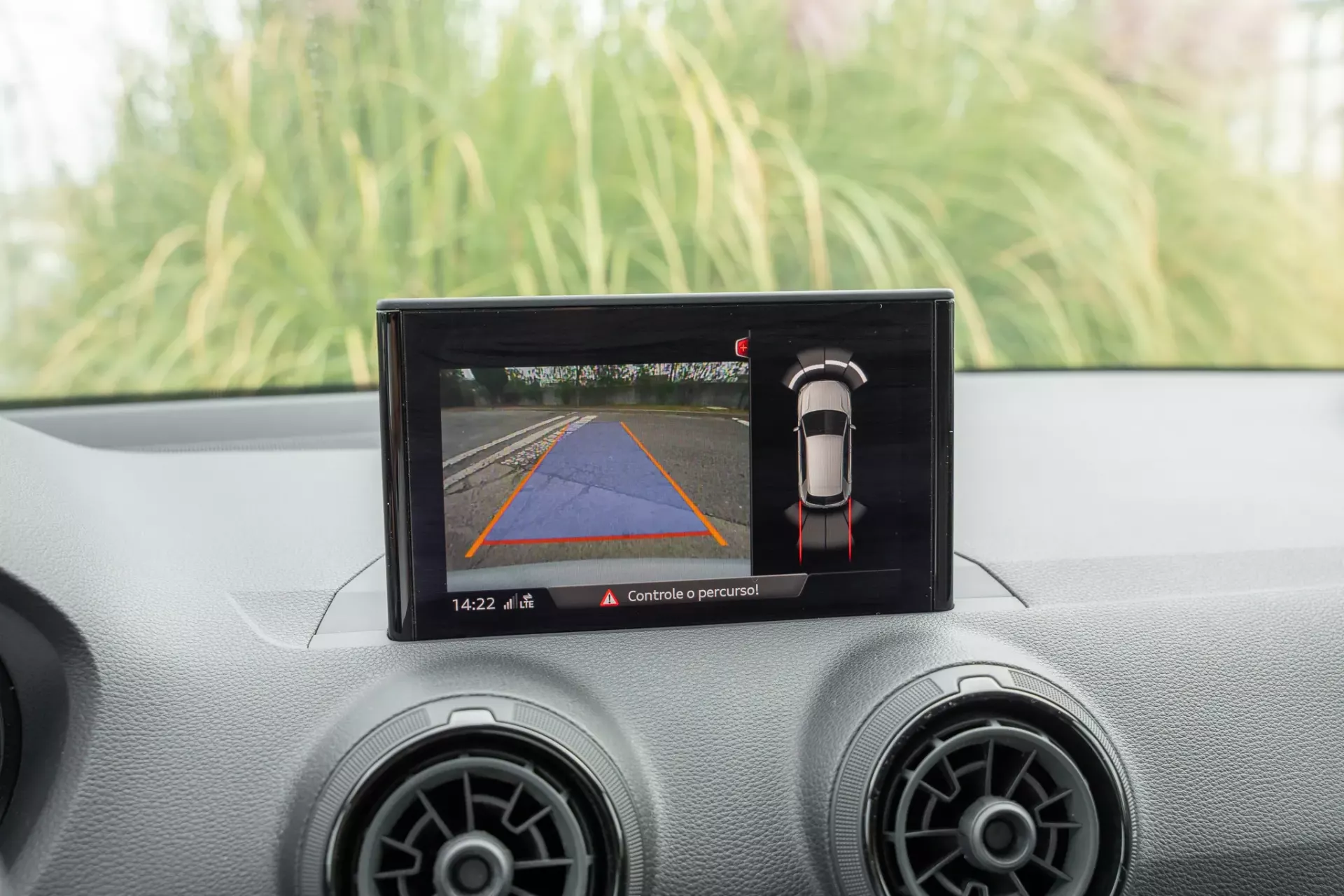 Audi Q2 30 TFSI Design S tronic 12